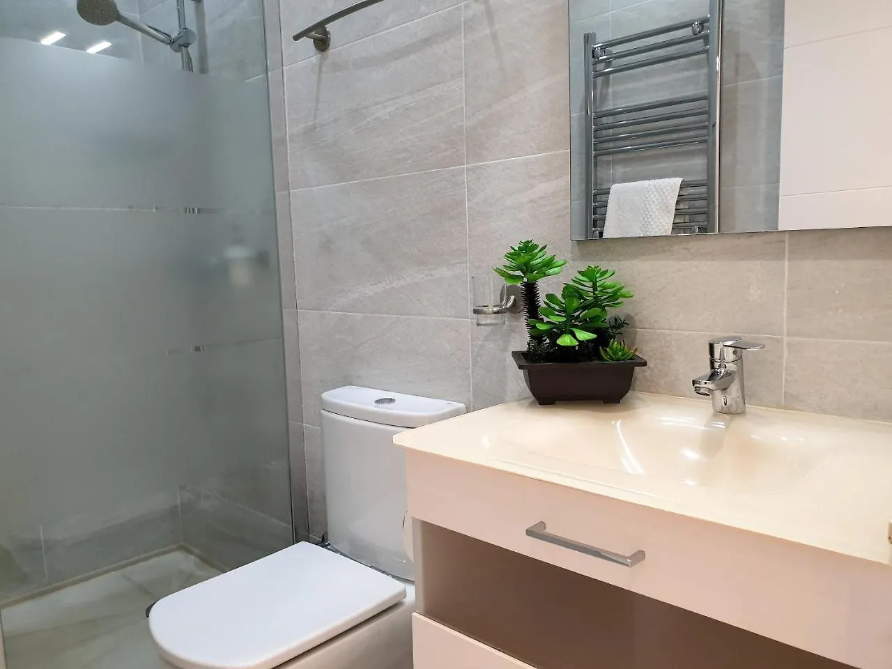 Skol Apartments Marbella 0*,